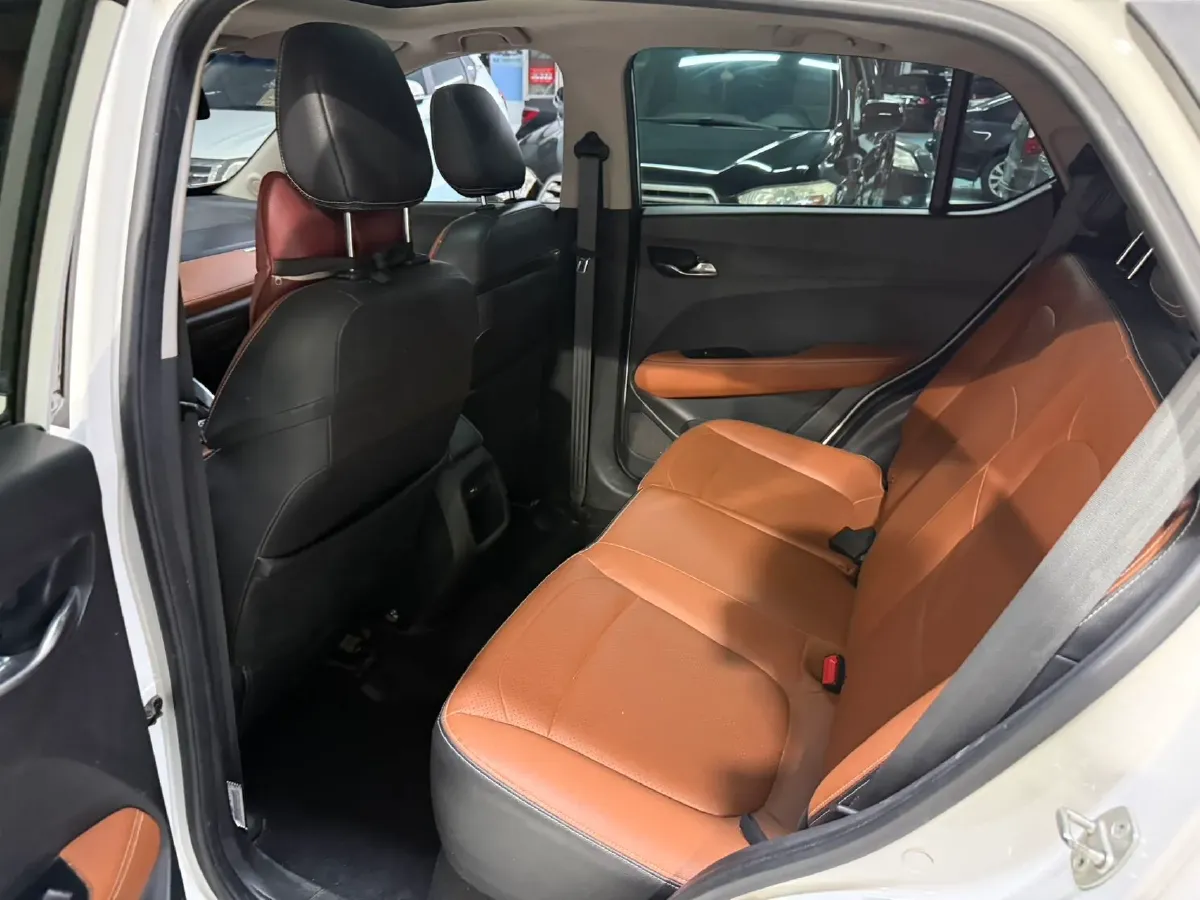 2017 BaoJun 510 1.5L 112HP L4 6MT,autocango,china used car exporter,china ev exporter,chinese used car exporter,chinese used ev exporter