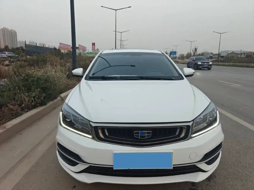 2019 GEELY EMGRAND thumbnail 2