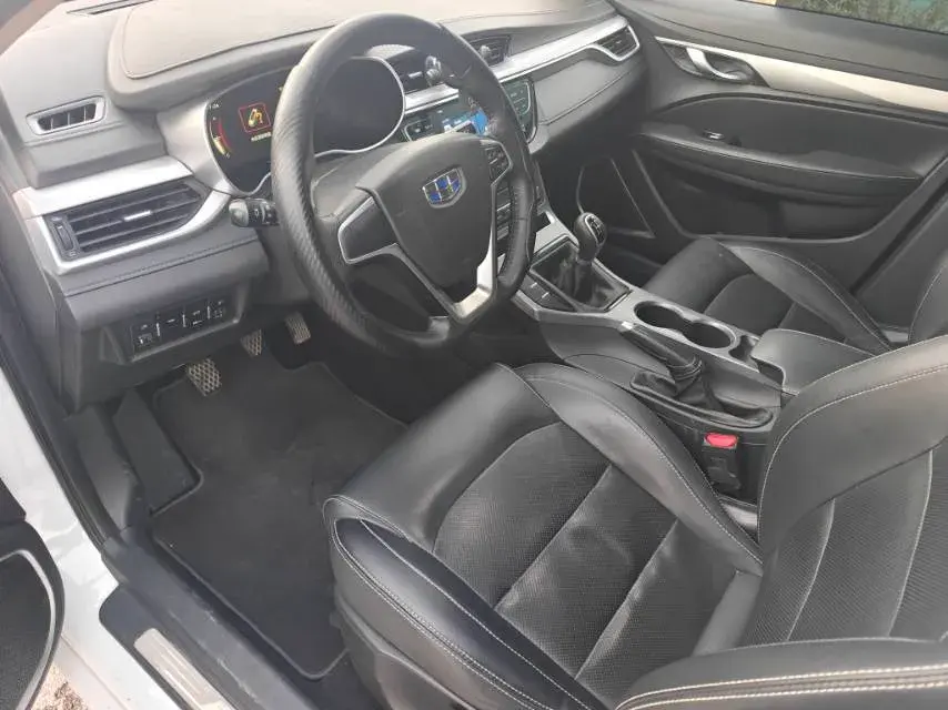 2019 GEELY EMGRAND thumbnail 4