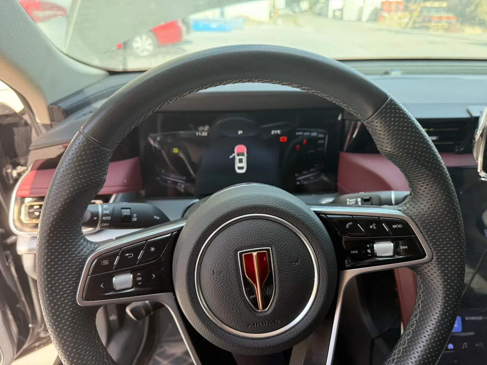 2024 HONGQI H5 thumbnail 4