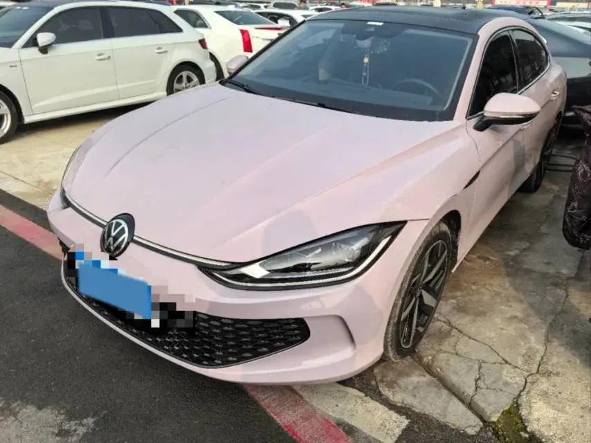 2022 VOLKSWAGEN LAMANDO view 1