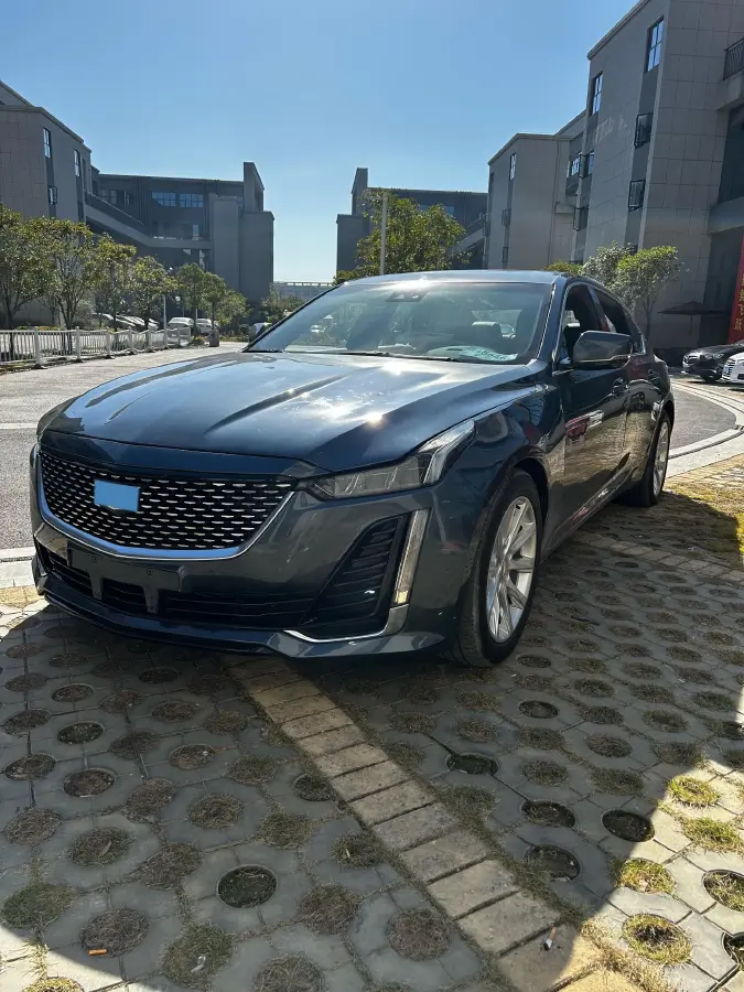 2021 Cadillac CT5 2.0T 237HP L4 10AT