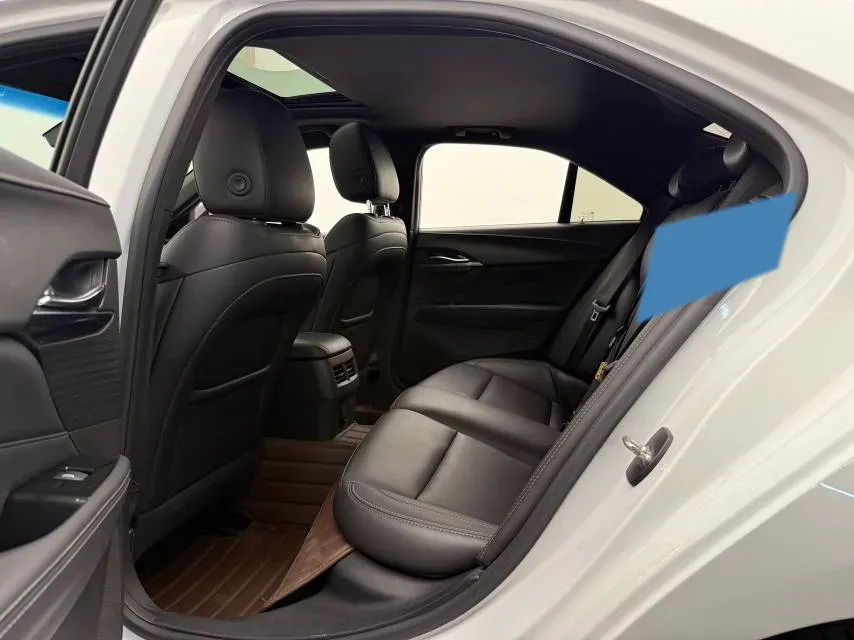 2021 Cadillac CT4 2.0T 237HP L4 8AT,autocango,china used car exporter,china ev exporter,chinese used car exporter,chinese used ev exporter