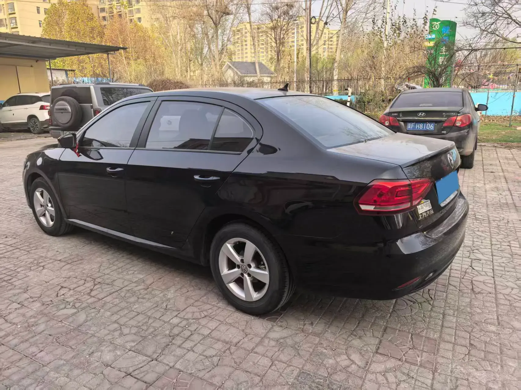 2019 VOLKSWAGEN LAVIDA thumbnail 3