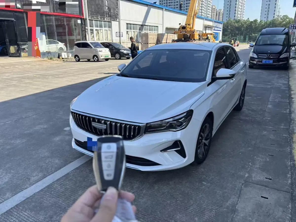 2025 Geely Emgrand 1.5L 127HP L4 CVT