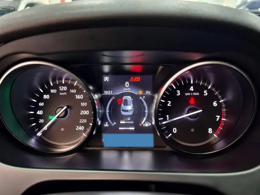 2018 LAND ROVER thumbnail 4