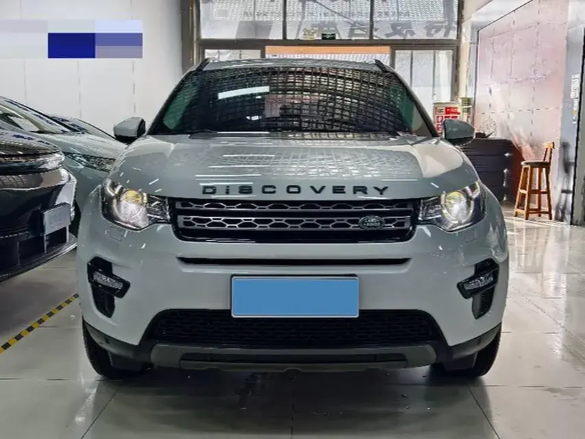 2018 LAND ROVER thumbnail 2