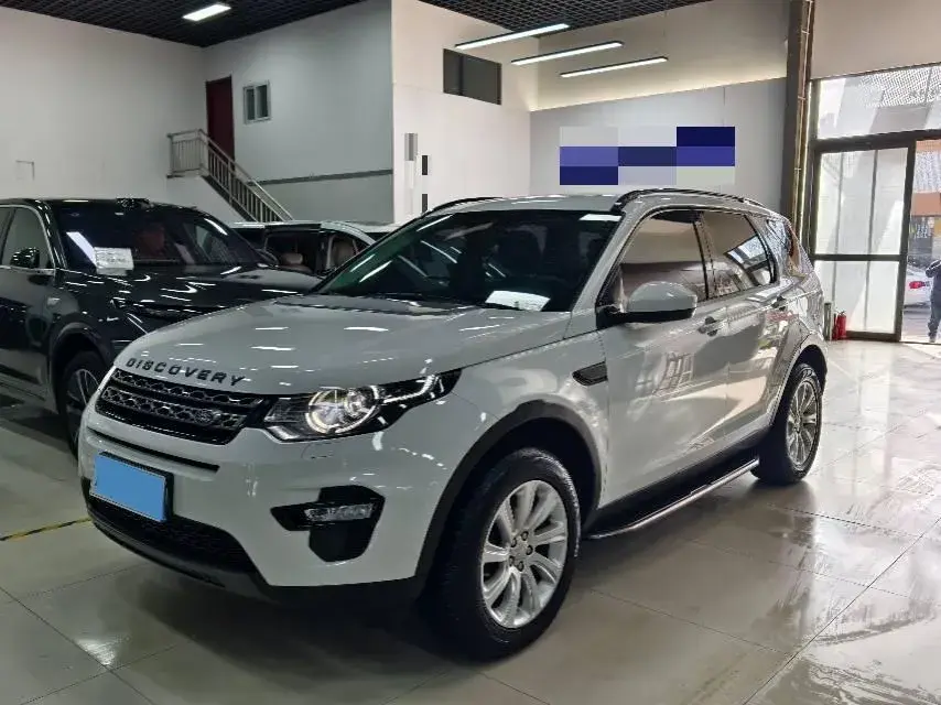 2018 LAND ROVER view 1
