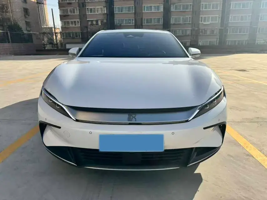 2023 BYD HAN thumbnail 2