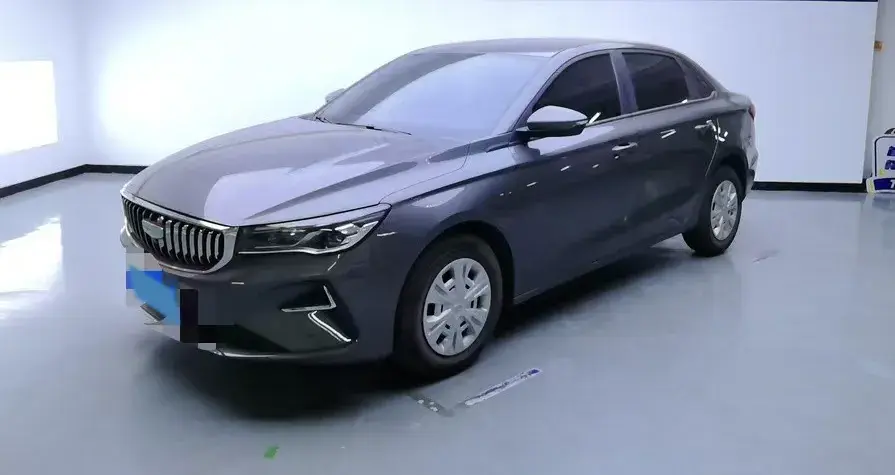 2025 GEELY EMGRAND view 1