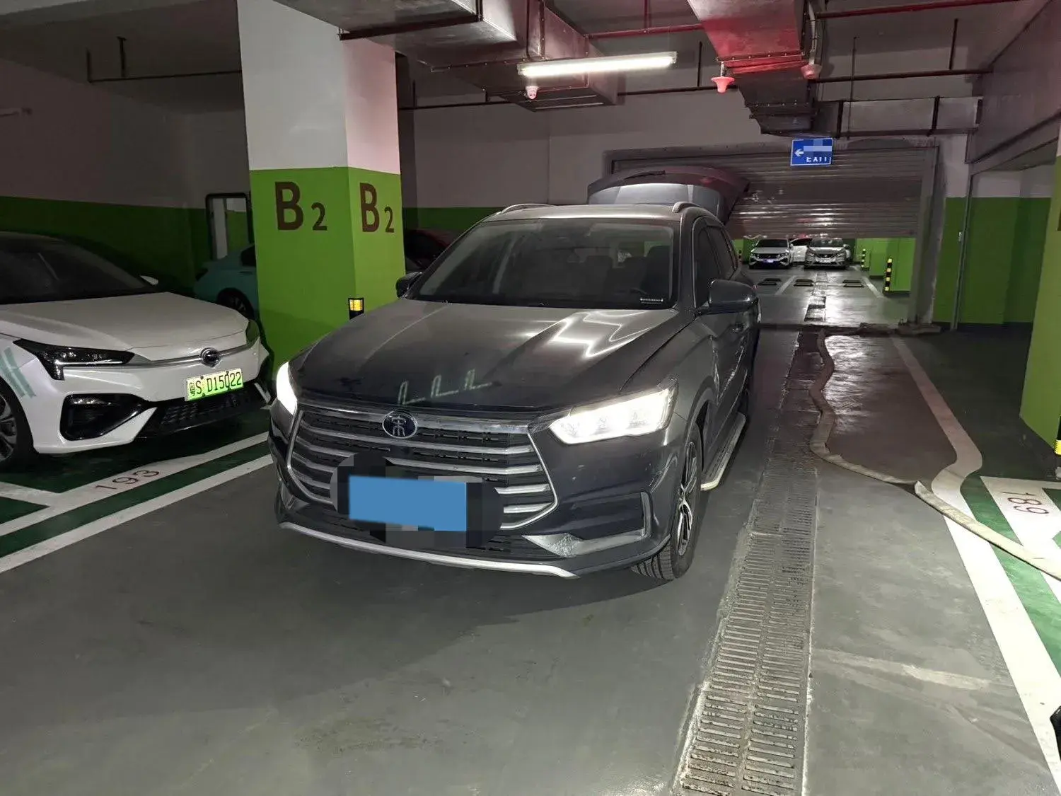 2019 BYD SONG view 1