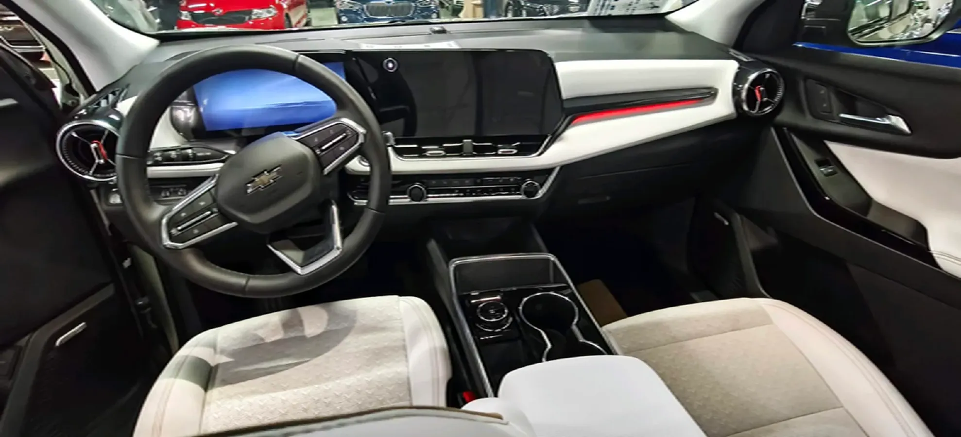 2024 Chevrolet EquinoxPlus 1.5T 180HP L4 2DHT PHEV 24.4KWH,autocango,china used car exporter,china ev exporter,chinese used car exporter,chinese used ev exporter