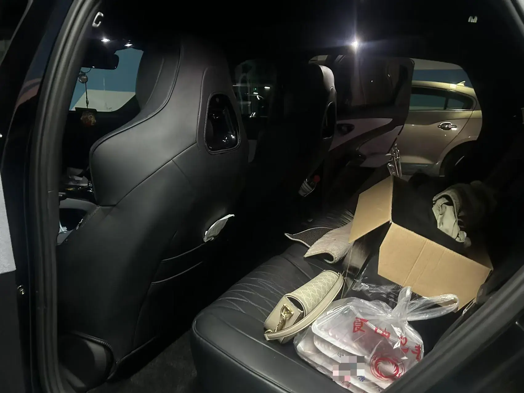 2022 BYD SEAL thumbnail 3