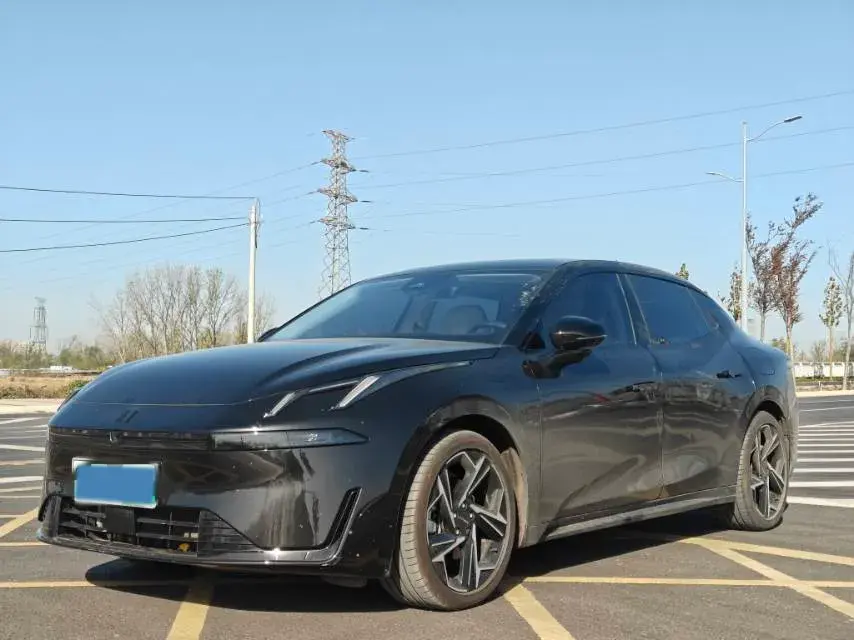 2024 LYNK&CO 07 EM-P 1.5T 163HP L4 3DHT PHEV 18.99KWH