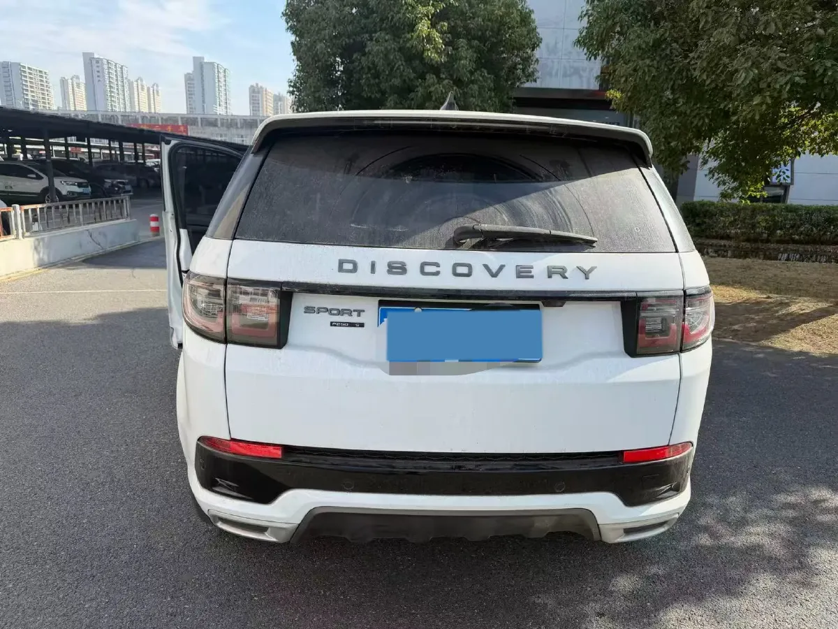 2020 Land Rover Discovery Sport 2.0T 249HP L4 9AT,autocango,china used car exporter,china ev exporter,chinese used car exporter,chinese used ev exporter