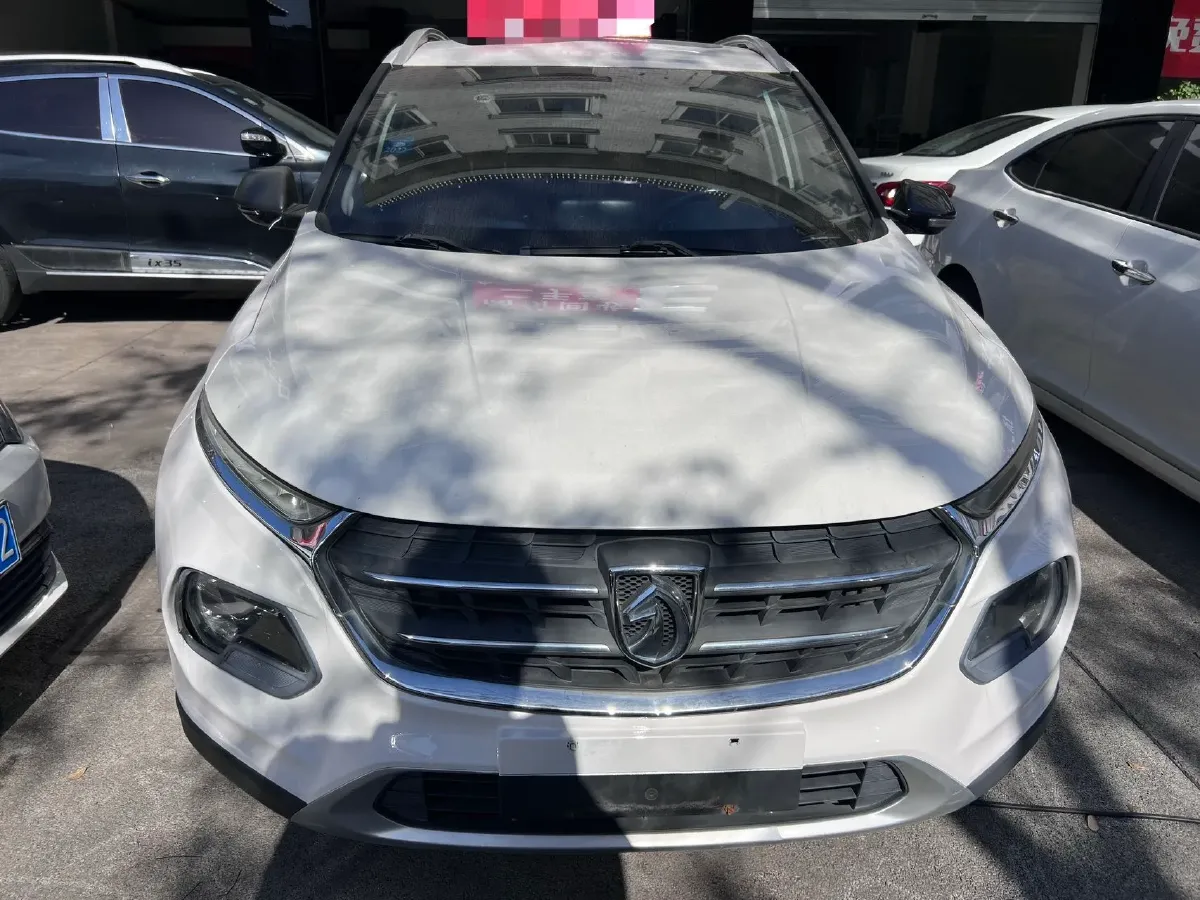 2017 BaoJun 510 1.5L 112HP L4 6MT,autocango,china used car exporter,china ev exporter,chinese used car exporter,chinese used ev exporter