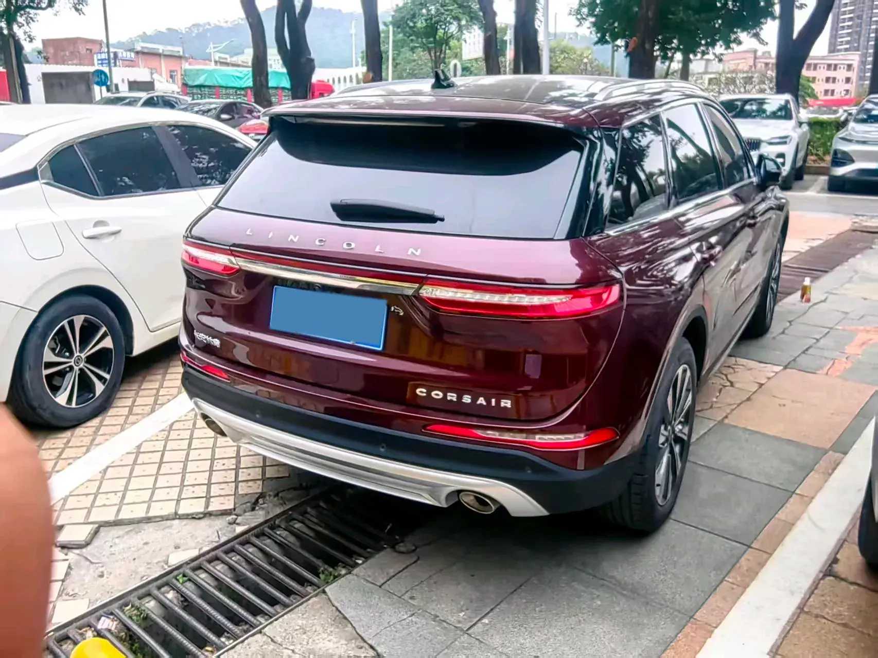 2022 LINCOLN CORSAIR thumbnail 2