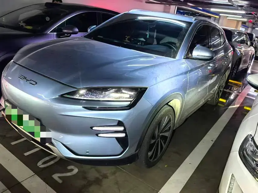 2024 BYD SONG view 1