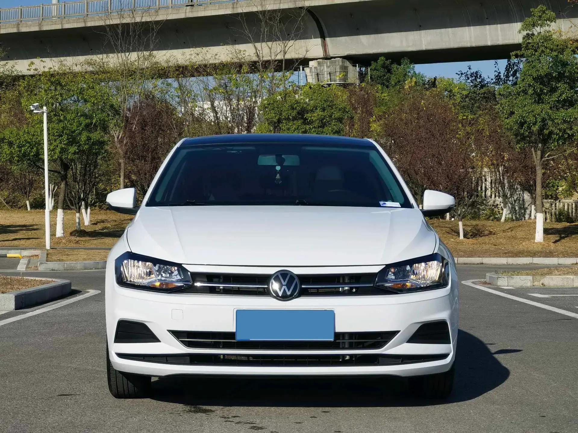2019 VOLKSWAGEN POLO thumbnail 4
