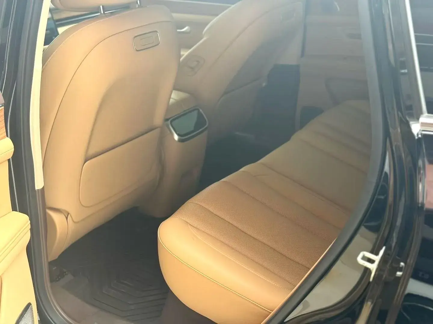 2024 HIMA AITO thumbnail 4