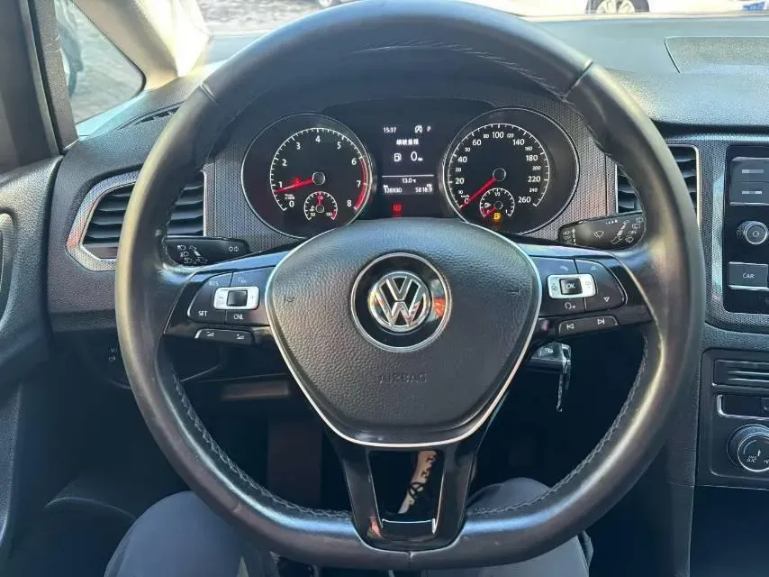 2018 Volkswagen Golf Sportsvan 1.4T 131HP L4 7DCT,autocango,china used car exporter,china ev exporter,chinese used car exporter,chinese used ev exporter