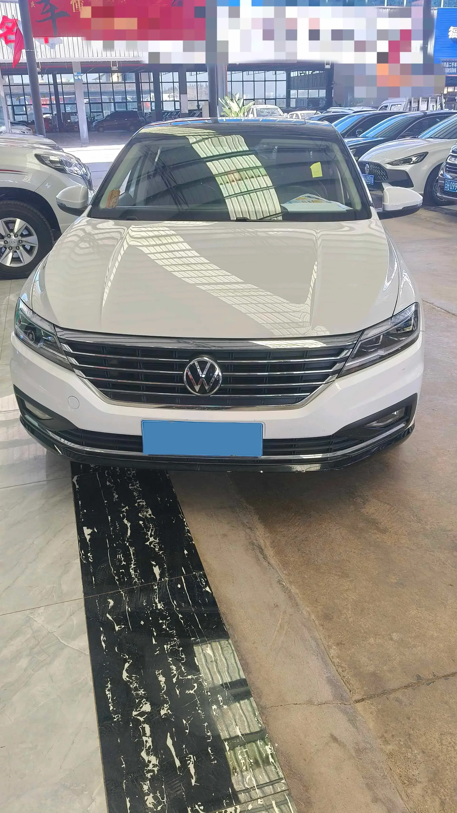 2021 VOLKSWAGEN LAVIDA thumbnail 2