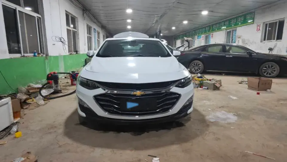 2022 CHEVROLET MALIBU thumbnail 2