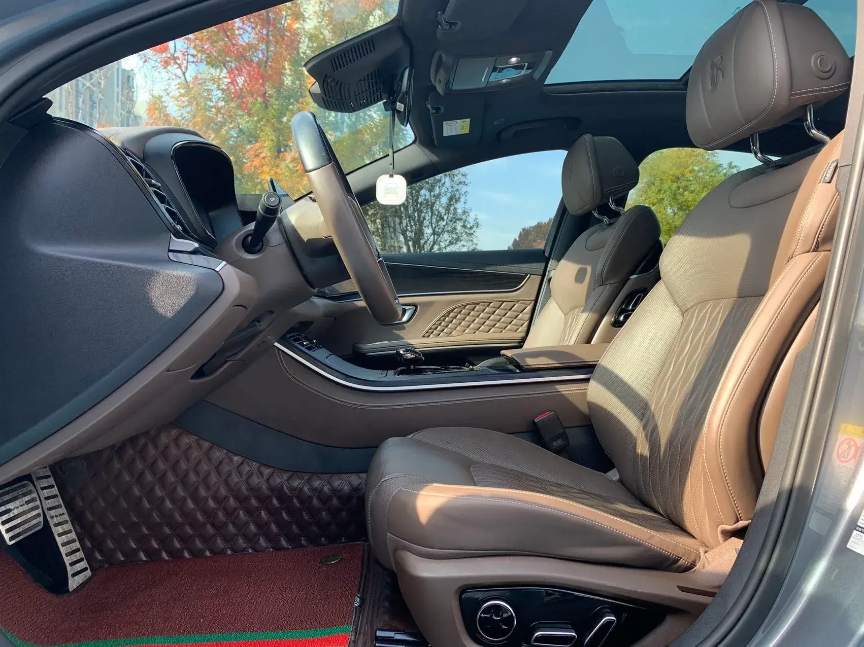 2023 BYD HAN thumbnail 4