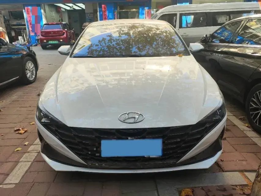 2022 HYUNDAI ELANTRA thumbnail 2