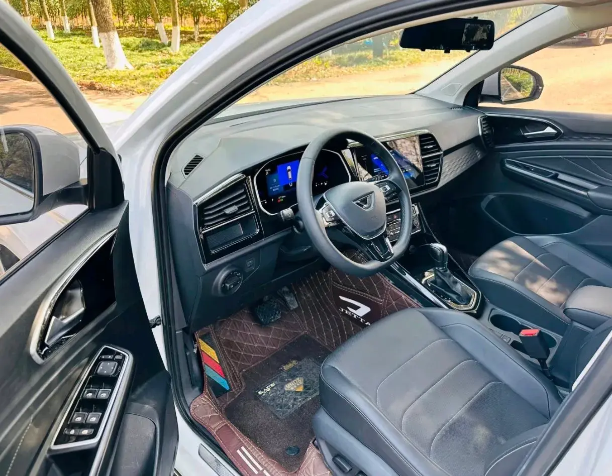 2022 JETTA VS5 thumbnail 3