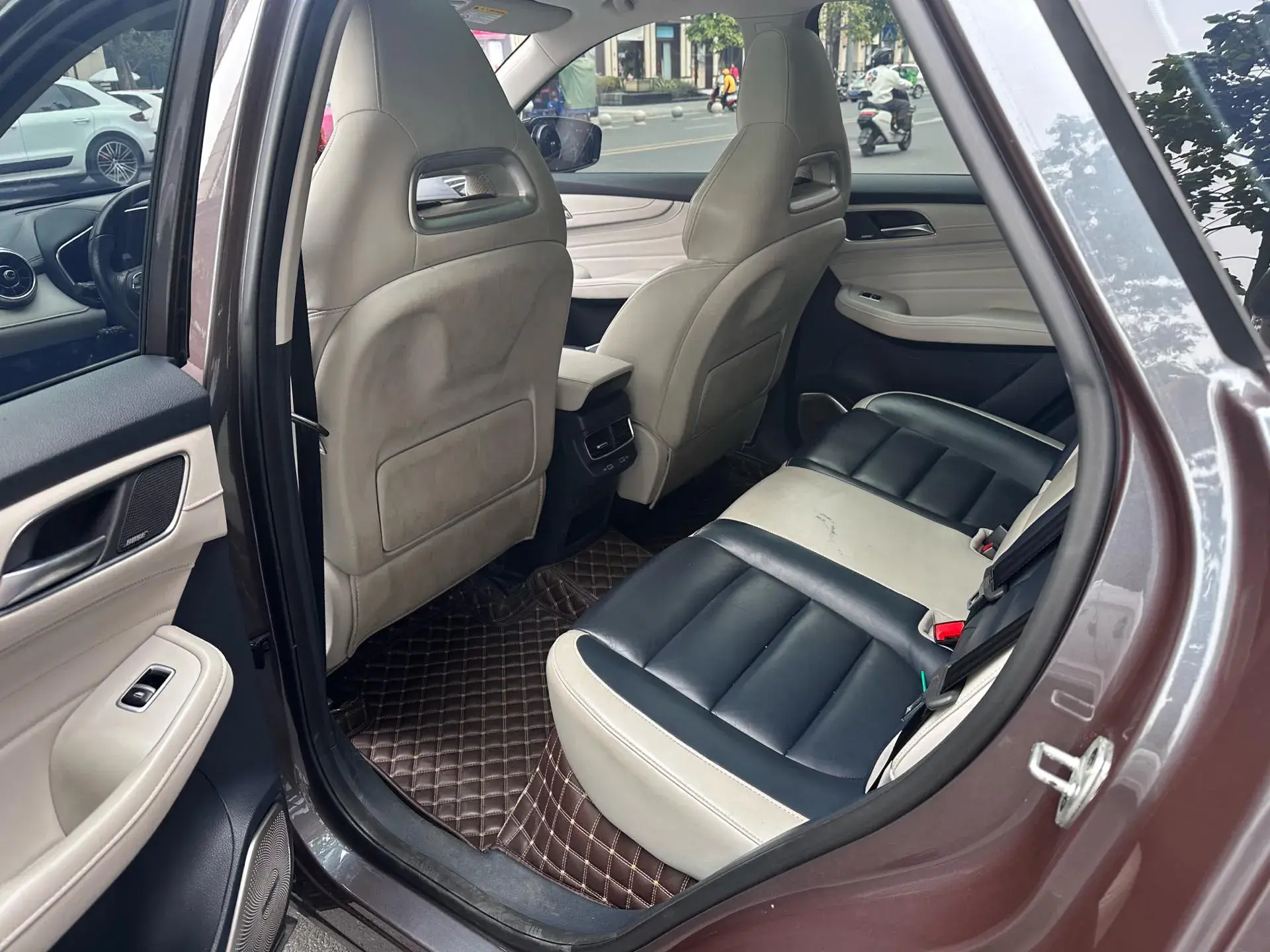 2021 MG PILOT thumbnail 3