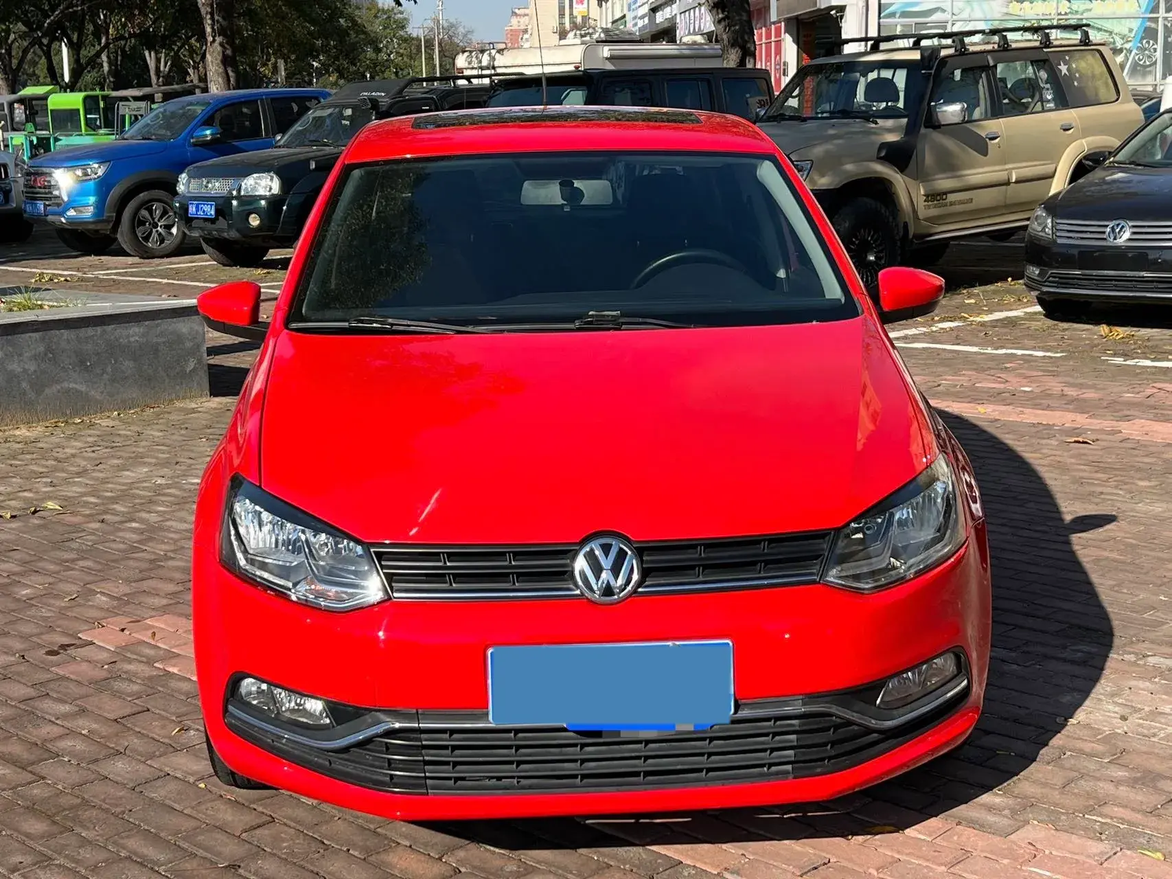 2018 VOLKSWAGEN POLO thumbnail 3