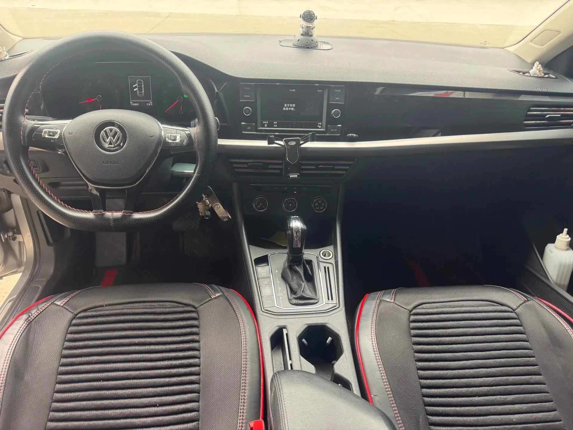 2019 VOLKSWAGEN LAVIDA thumbnail 4