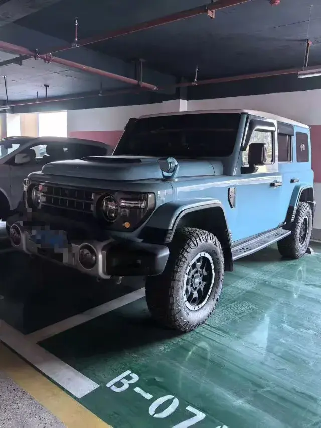 2025 212 212 T01 2.0T 252HP L4 8AT