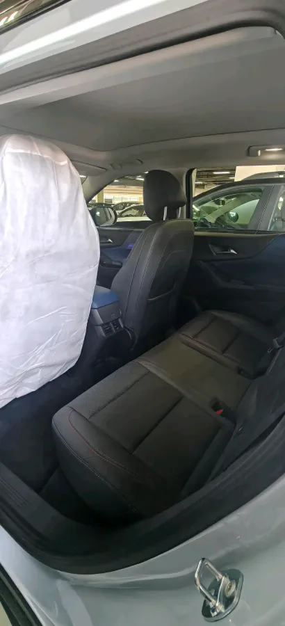 2024 Chevrolet EquinoxPlus 1.5T 180HP L4 2DHT PHEV 16.5KWH,autocango,china used car exporter,china ev exporter,chinese used car exporter,chinese used ev exporter