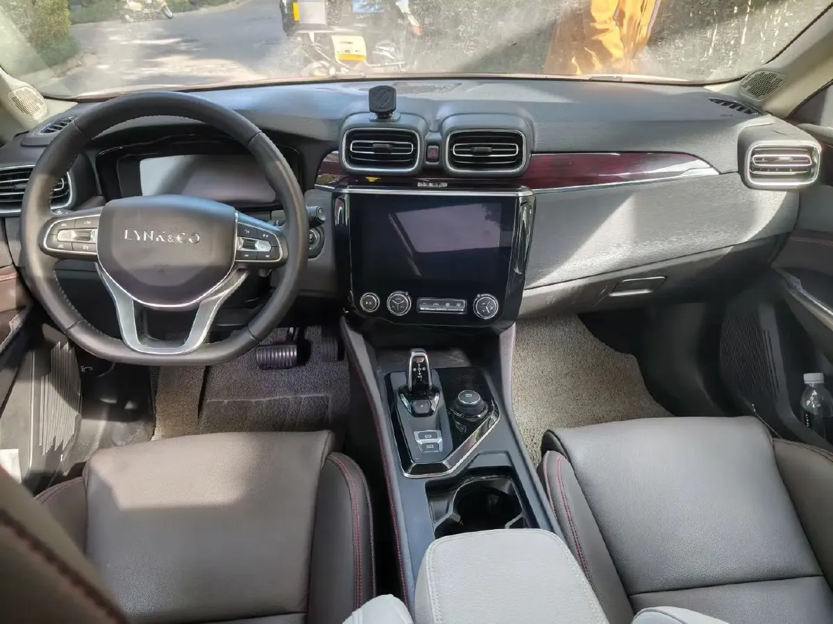 2019 LYNK&CO 02 New Energy 1.5T 180HP L3 7DCT PHEV 9.4KWH,autocango,china used car exporter,china ev exporter,chinese used car exporter,chinese used ev exporter