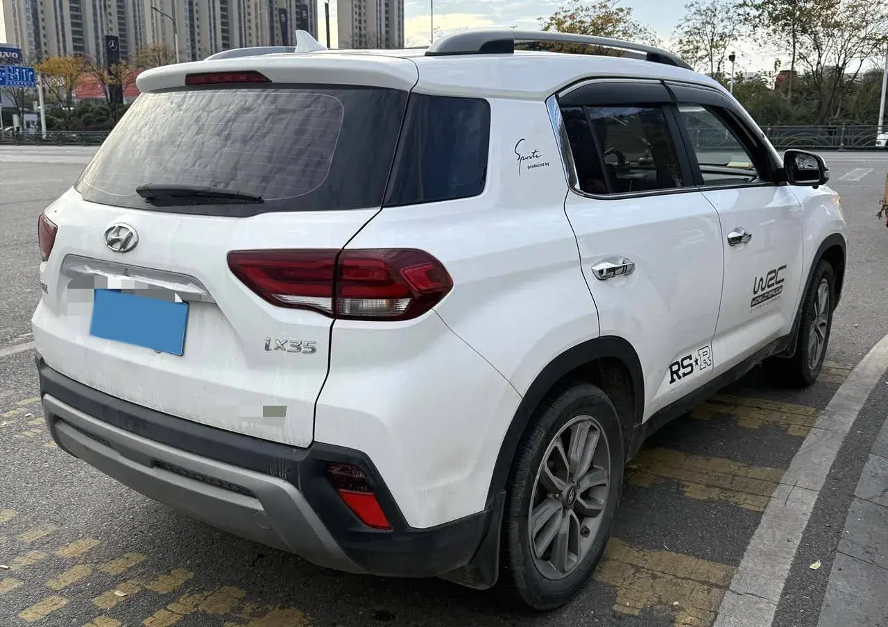 2019 HYUNDAI IX35 thumbnail 3