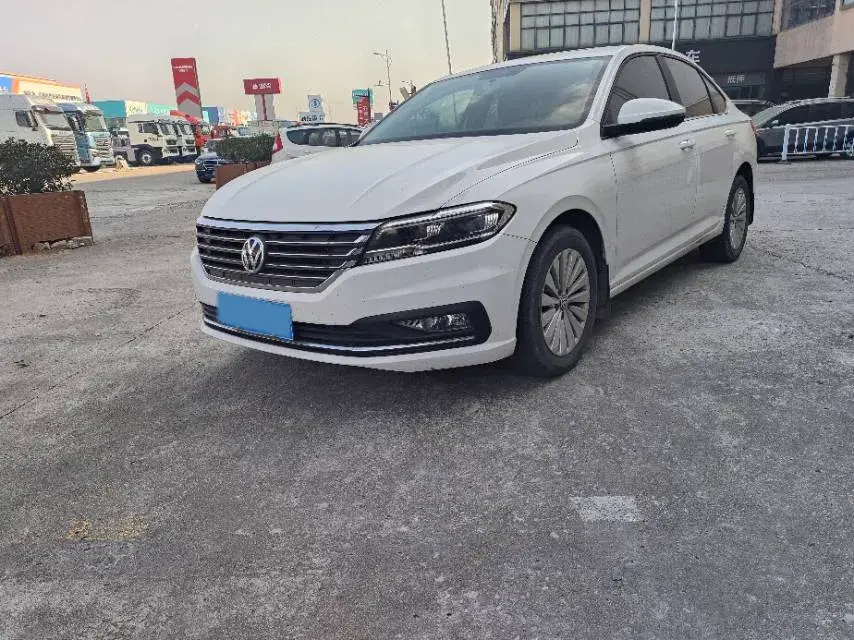 2019 VOLKSWAGEN LAVIDA view 1