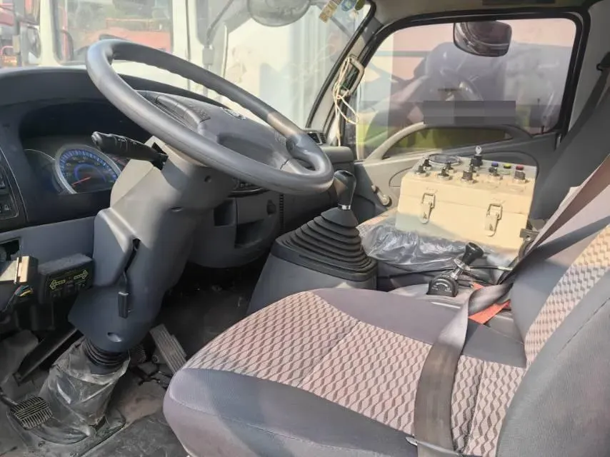 2016 DongFeng Aeolus A60 1.6L 117HP L4 5MT,autocango,china used car exporter,china ev exporter,chinese used car exporter,chinese used ev exporter