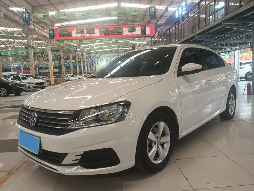 2019 VOLKSWAGEN LAVIDA view 1