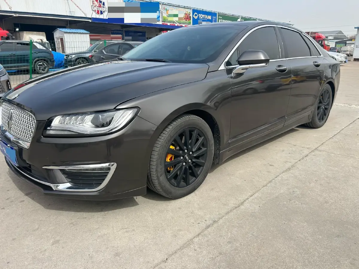 2019 Lincoln MKZ 2.0T 203HP L4 6AT