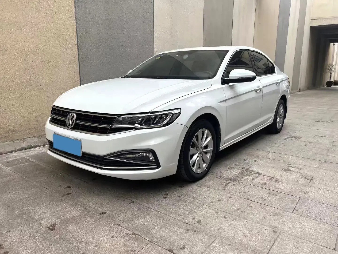 2019 VOLKSWAGEN BORA view 1