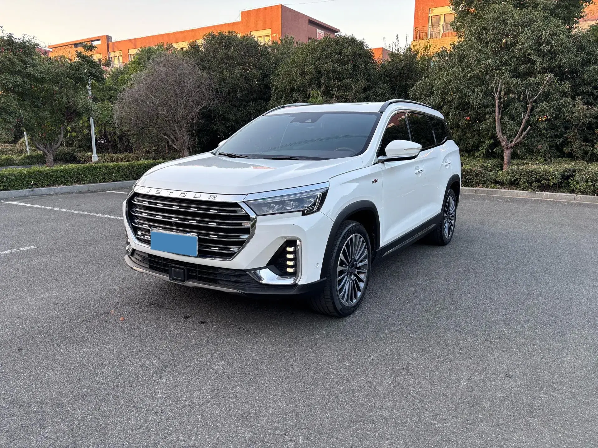 2022 JETOUR X90 view 1