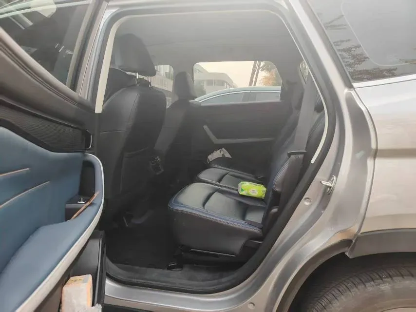 2023 Livan 9 BEV 66.57KWH,autocango,china used car exporter,china ev exporter,chinese used car exporter,chinese used ev exporter