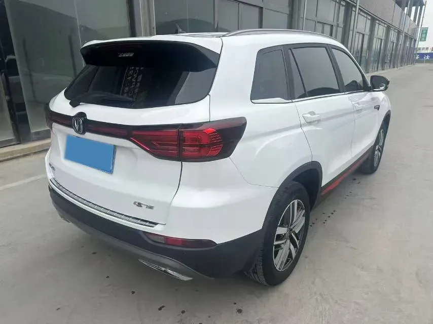 2022 ChangAn CS75 1.5T 180HP L4 7DCT,autocango,china used car exporter,china ev exporter,chinese used car exporter,chinese used ev exporter