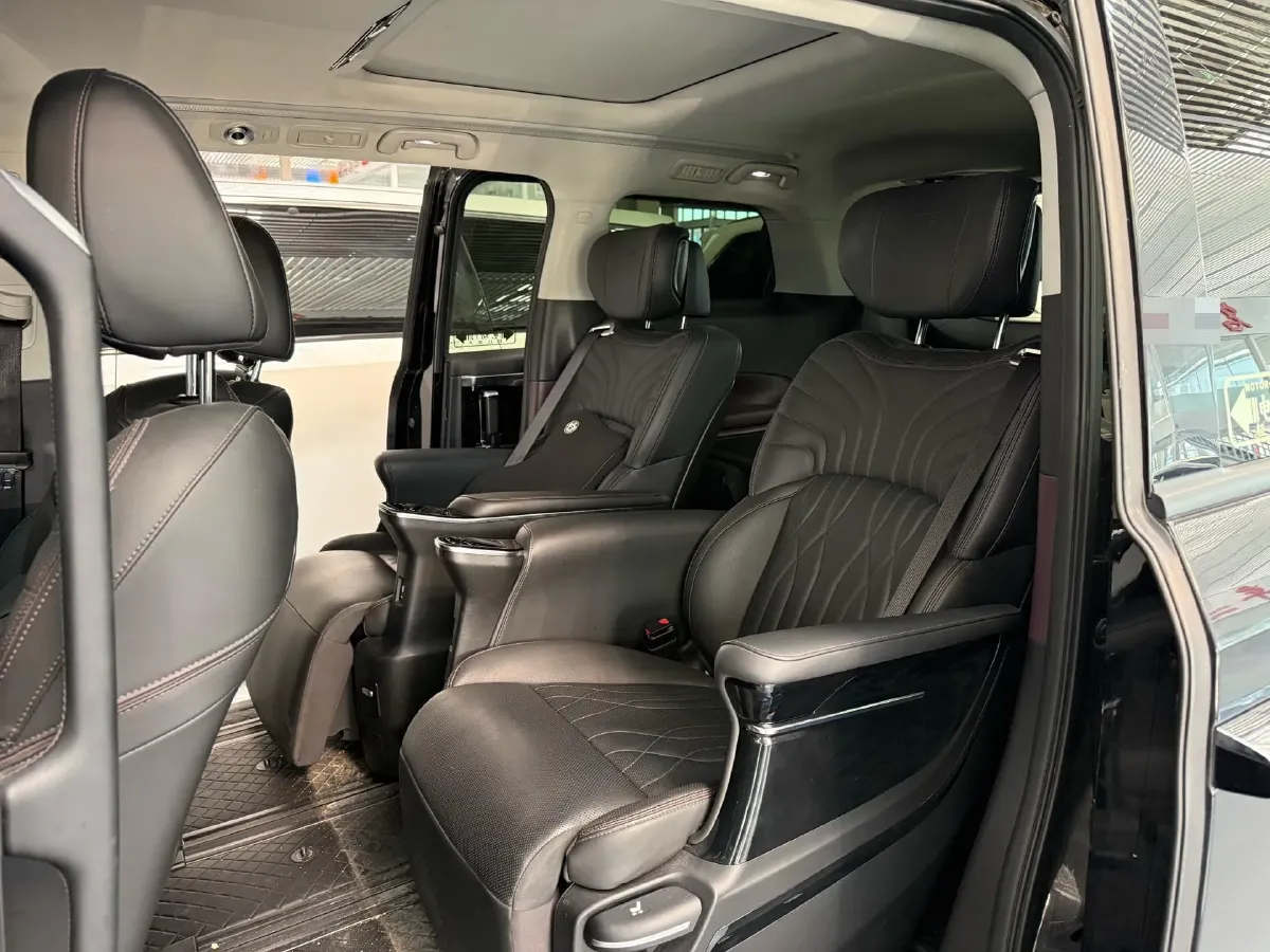 2023 GAC Trumpchi M8 2.0T 252HP L4 8AT,autocango,china used car exporter,china ev exporter,chinese used car exporter,chinese used ev exporter