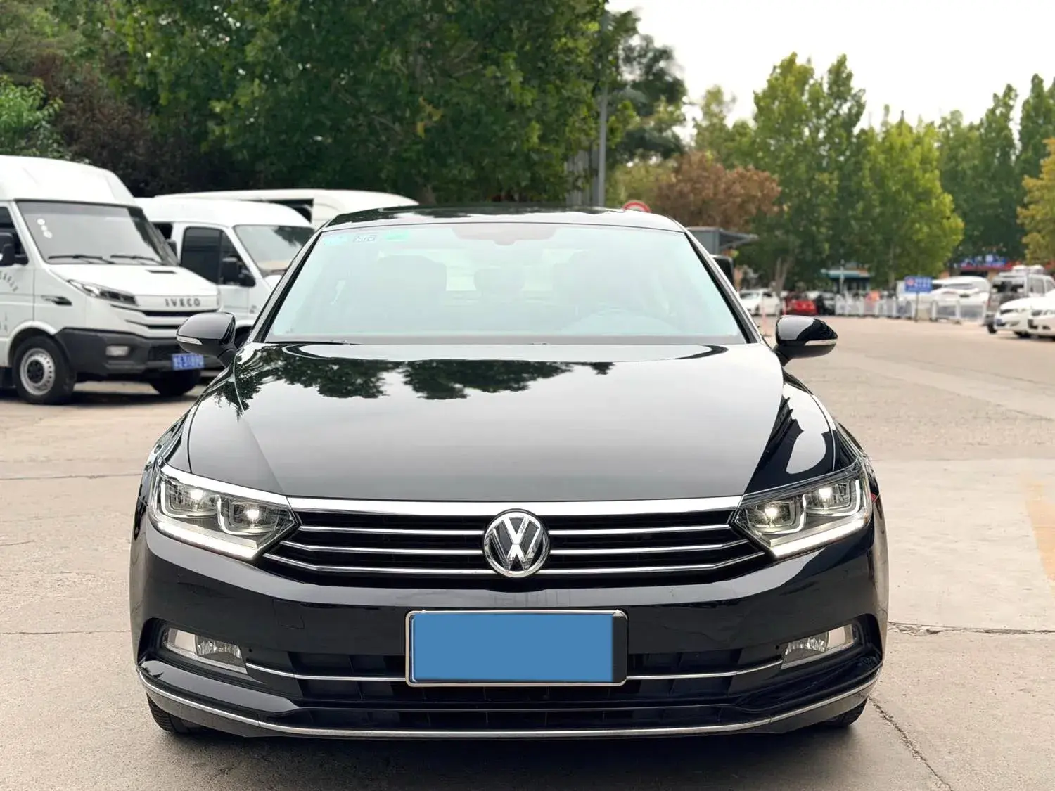 2019 VOLKSWAGEN MAGOTAN thumbnail 2