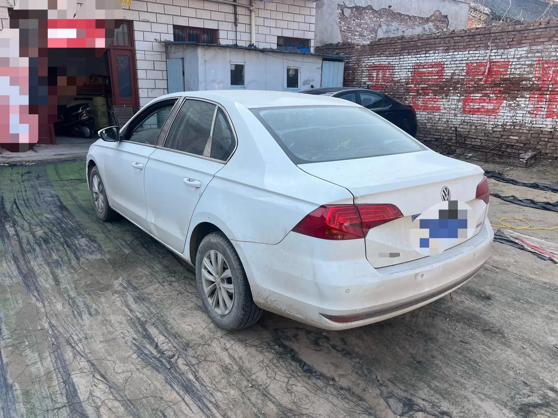 2018 VOLKSWAGEN BORA thumbnail 4