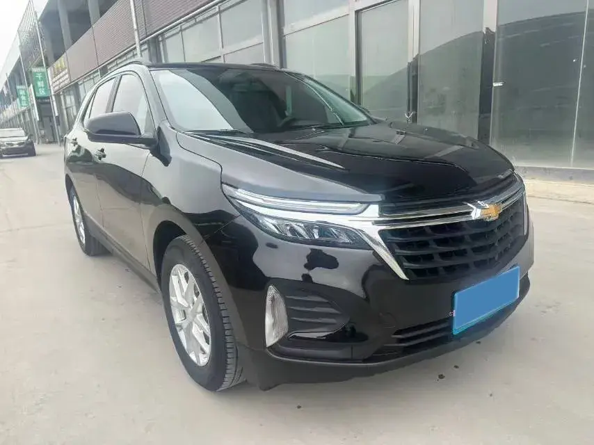 2022 CHEVROLET EQUINOX thumbnail 3