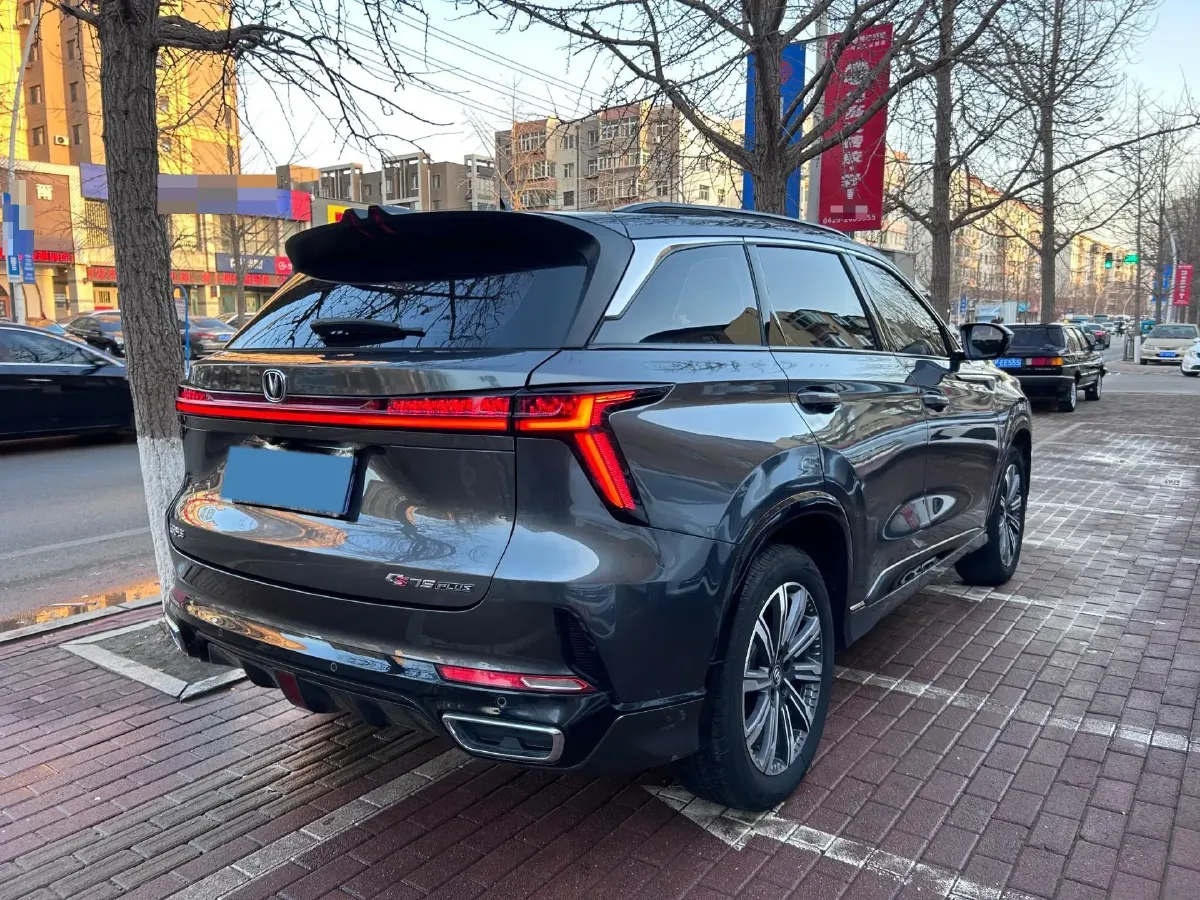 2023 ChangAn CS75 1.5T 188HP L4 7DCT,autocango,china used car exporter,china ev exporter,chinese used car exporter,chinese used ev exporter